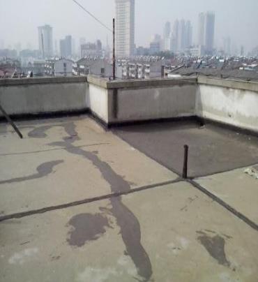 金安漏水维修 楼顶漏水是什么原因，楼顶漏水维修方法是什么?